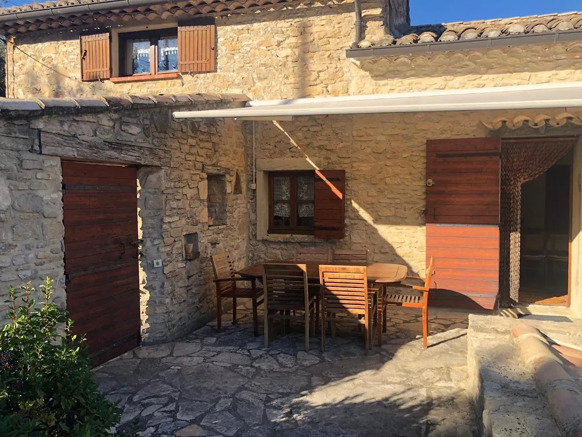 Le Mas De Fanny Faucon  0*, Faucon (Vaucluse) Frankrijk