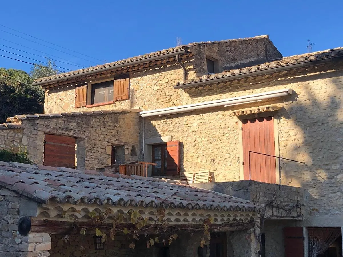 Le Mas De Fanny Faucon  0*, Faucon (Vaucluse)